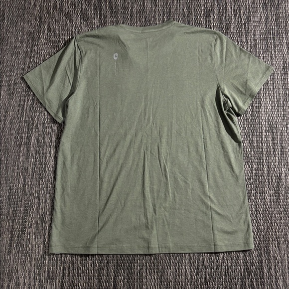 FIGS relaxed supersoft underscrub tee shirt - Picture 2 of 7